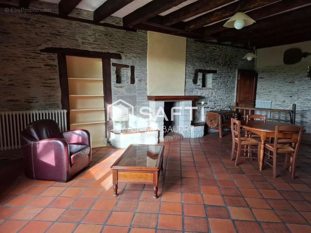 Photo 5 - Maison à NOYAL-SUR-VILAINE