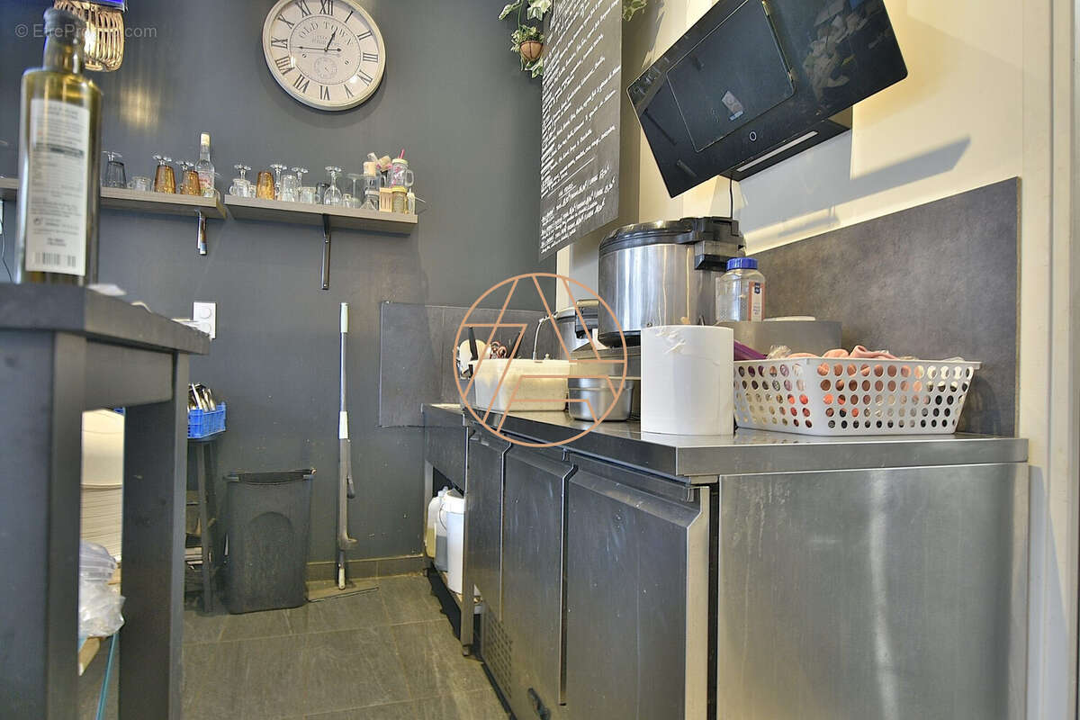 Autre à SAINT-MAUR-DES-FOSSES