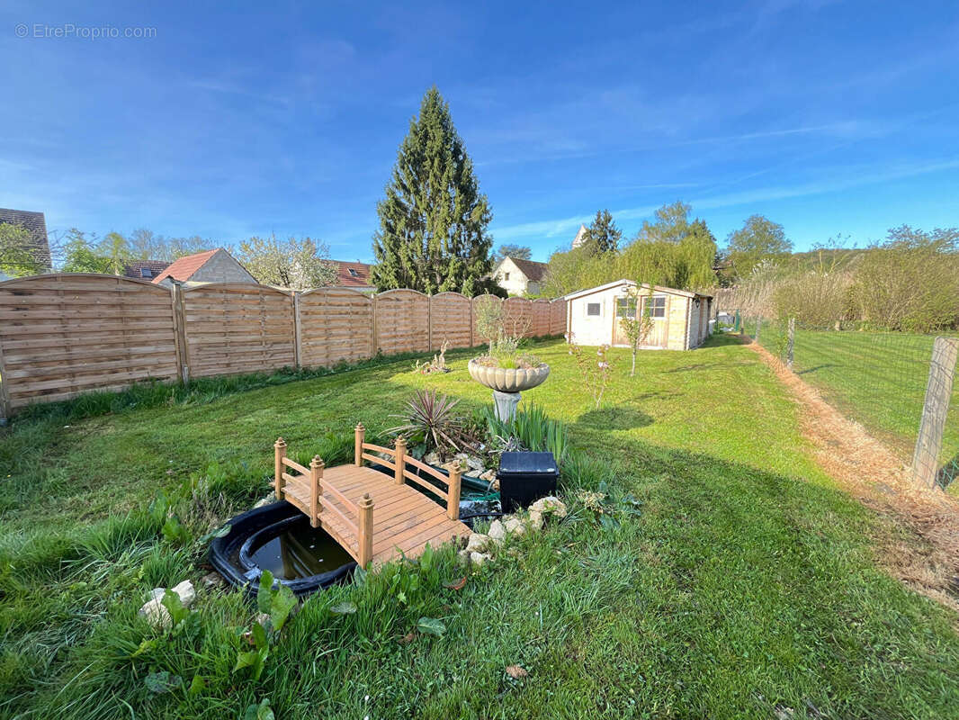 Maison 80 m² à Angicourt  - photo 2