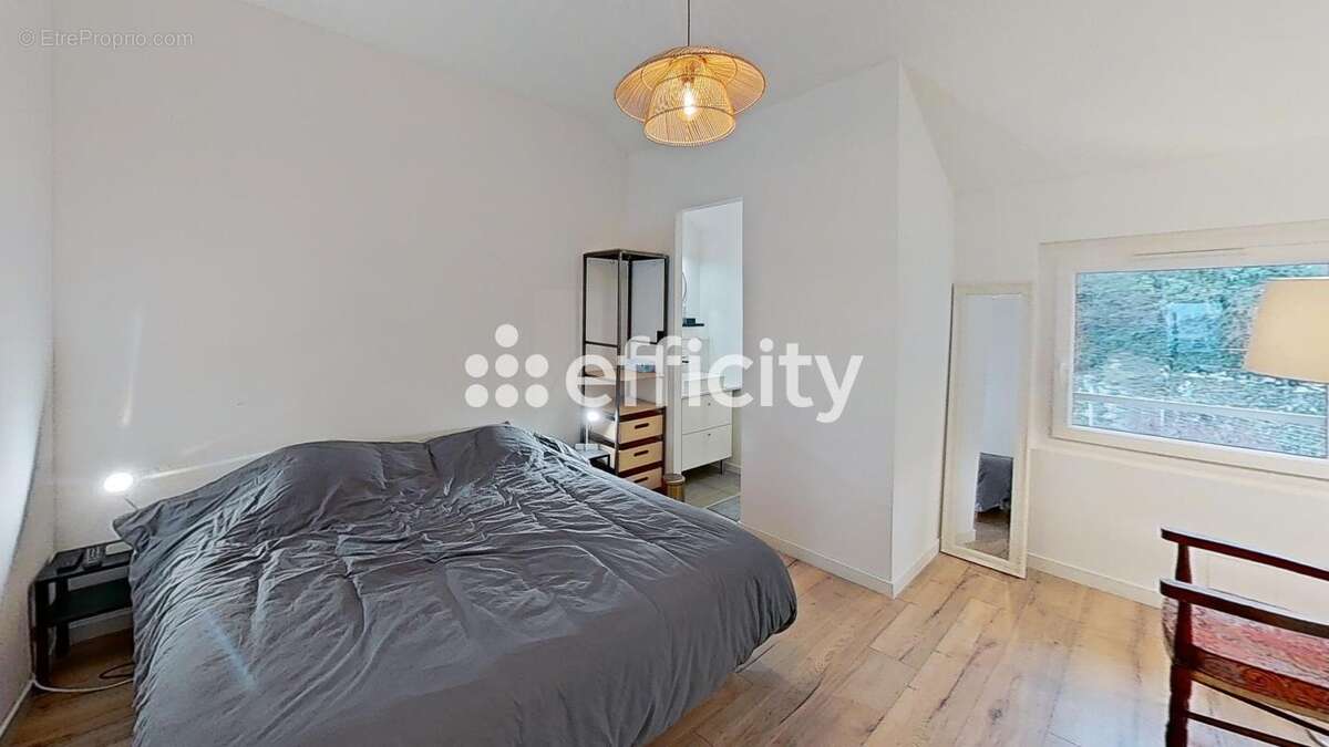Appartement à SEVRIER