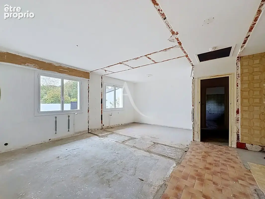 CARQUEFOU "Le Housseau", maison  de 134 m², à réhabiliter - photo 6