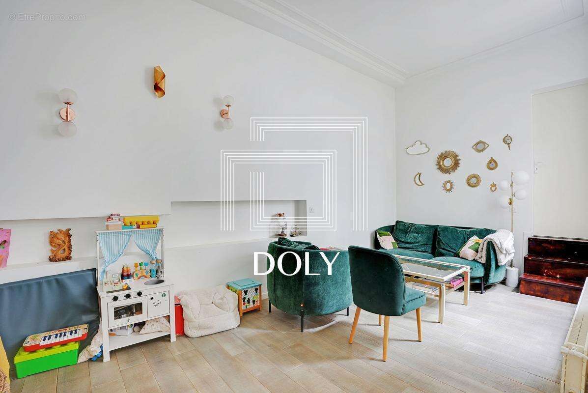 Appartement à PARIS-2E