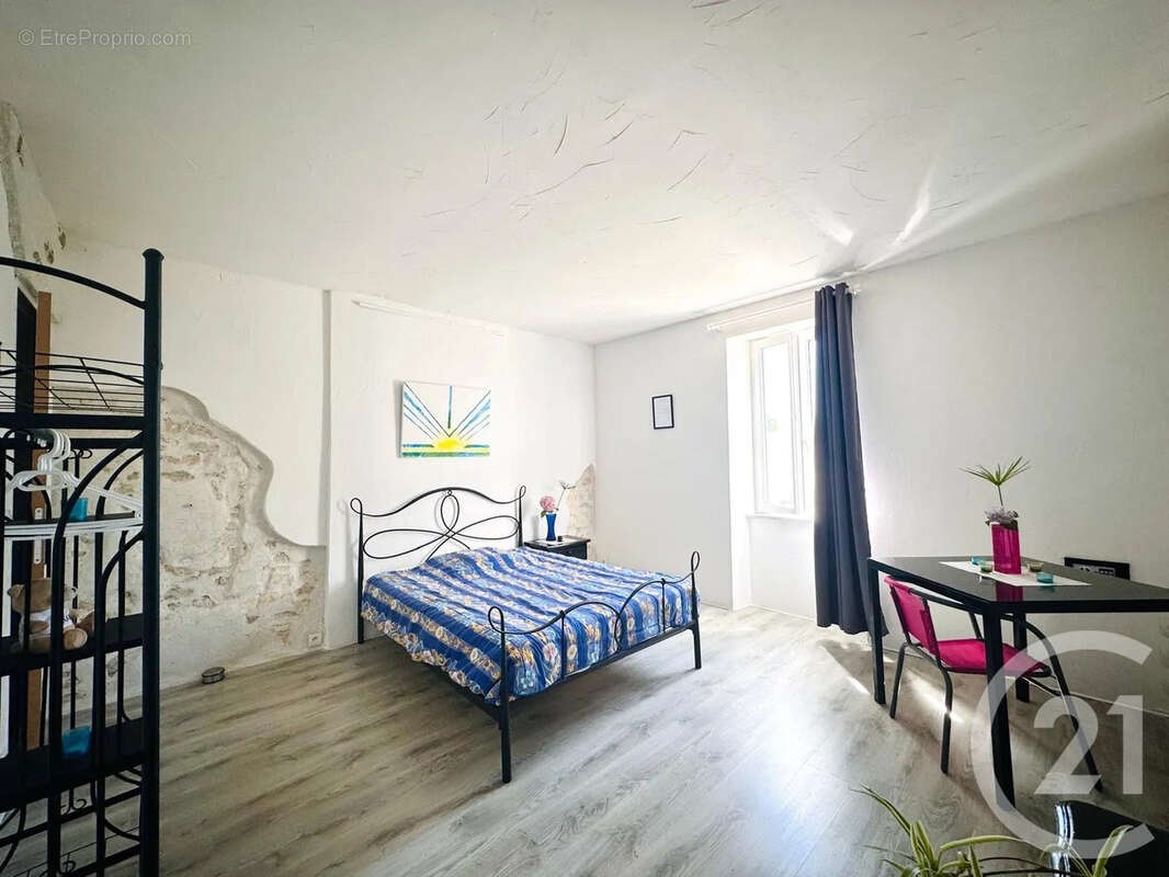 Maison 165 m² à Saint-Paul  - photo 10