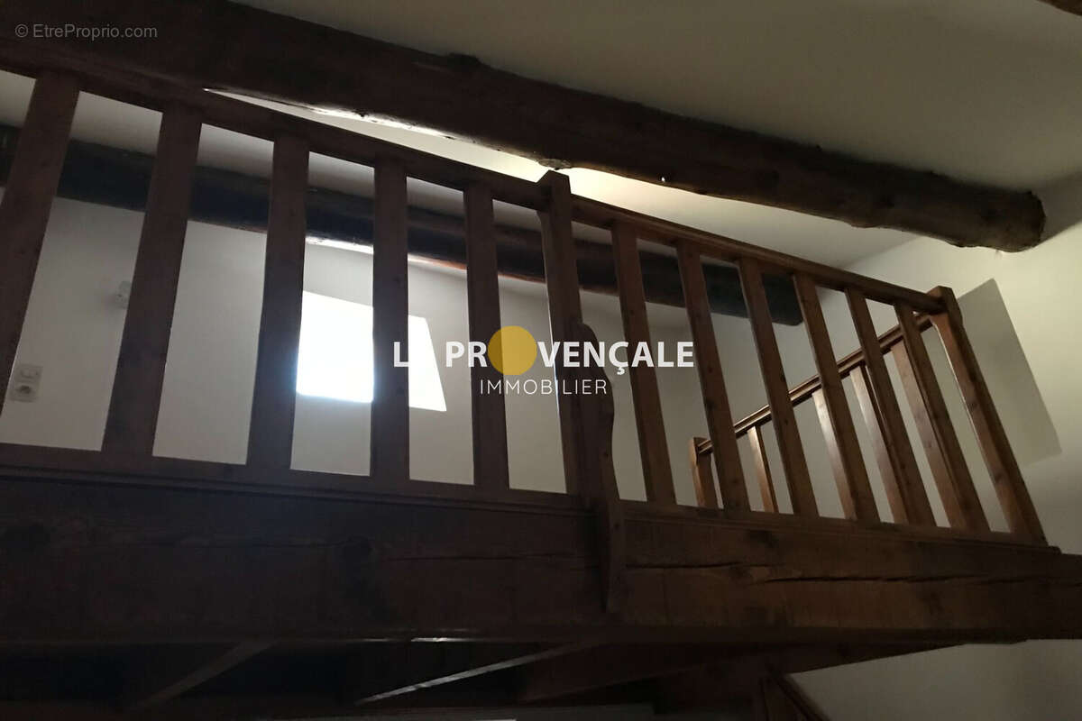 Appartement à TRETS
