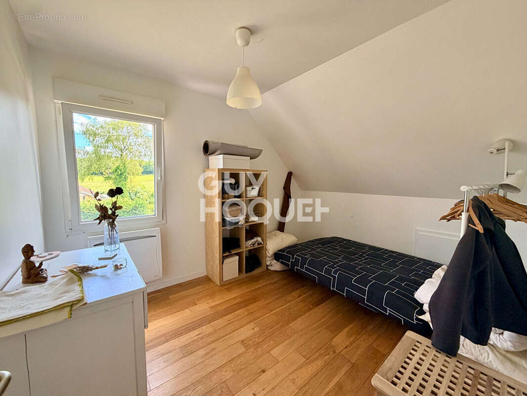 Maison  4 chambres 145.04 m2 - photo 10