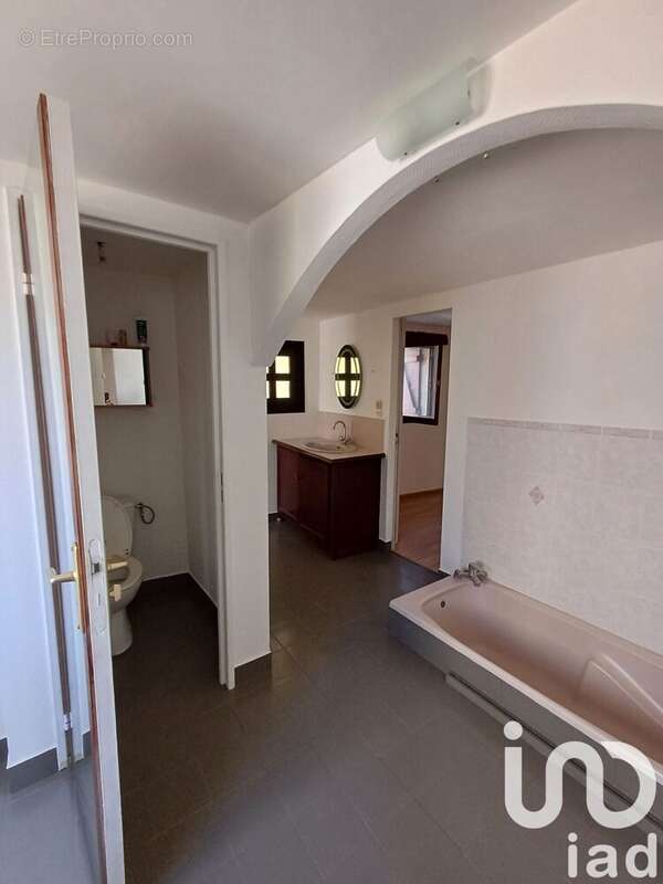 Photo 3 - Appartement à MONTEREAU-FAULT-YONNE