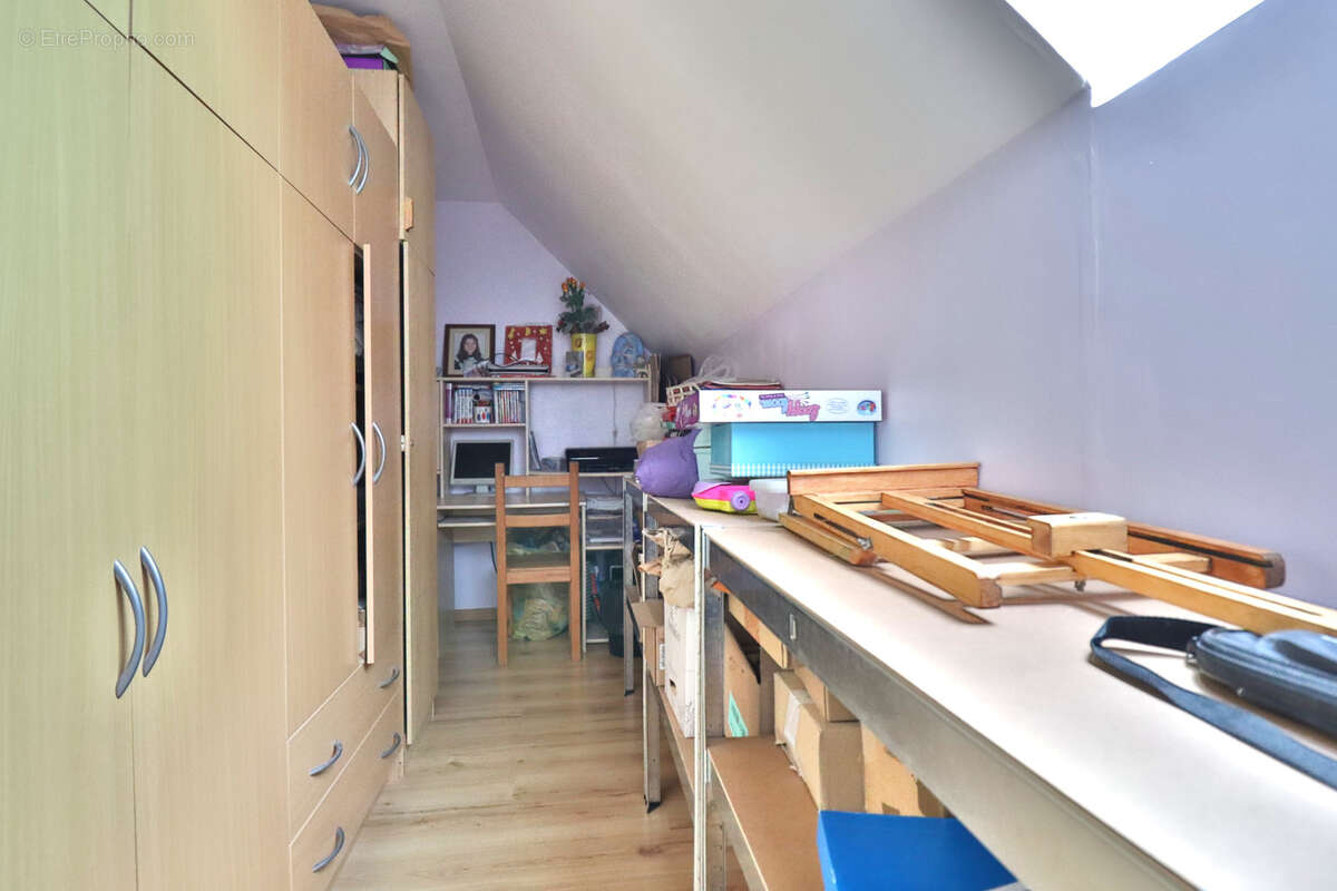 Maison à SAINT-REMY-SOUS-BARBUISE