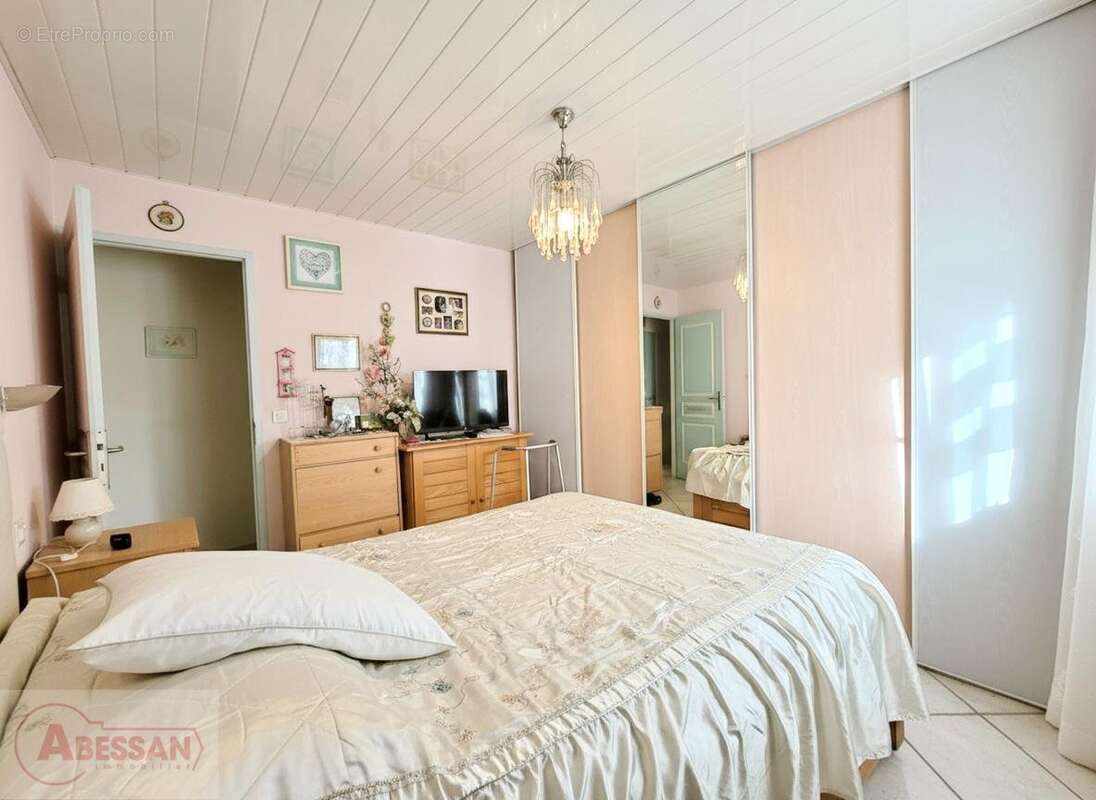 Maison à SAINT-CHRISTOL-LES-ALES