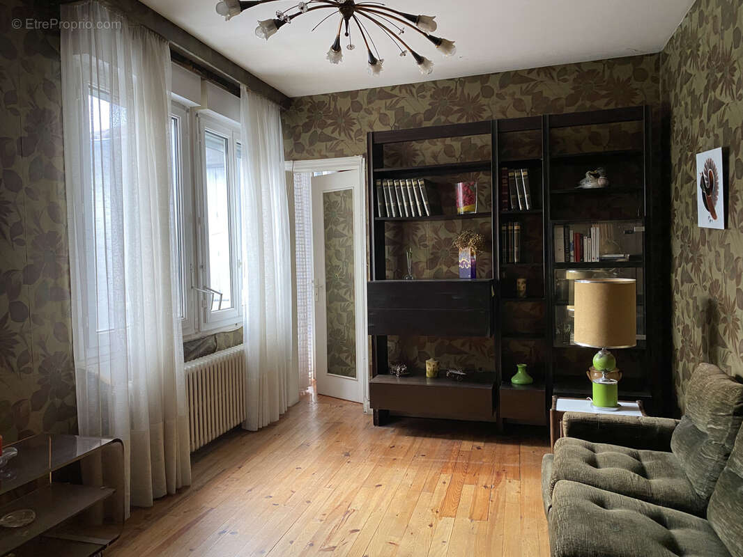 Appartement à CARMAUX