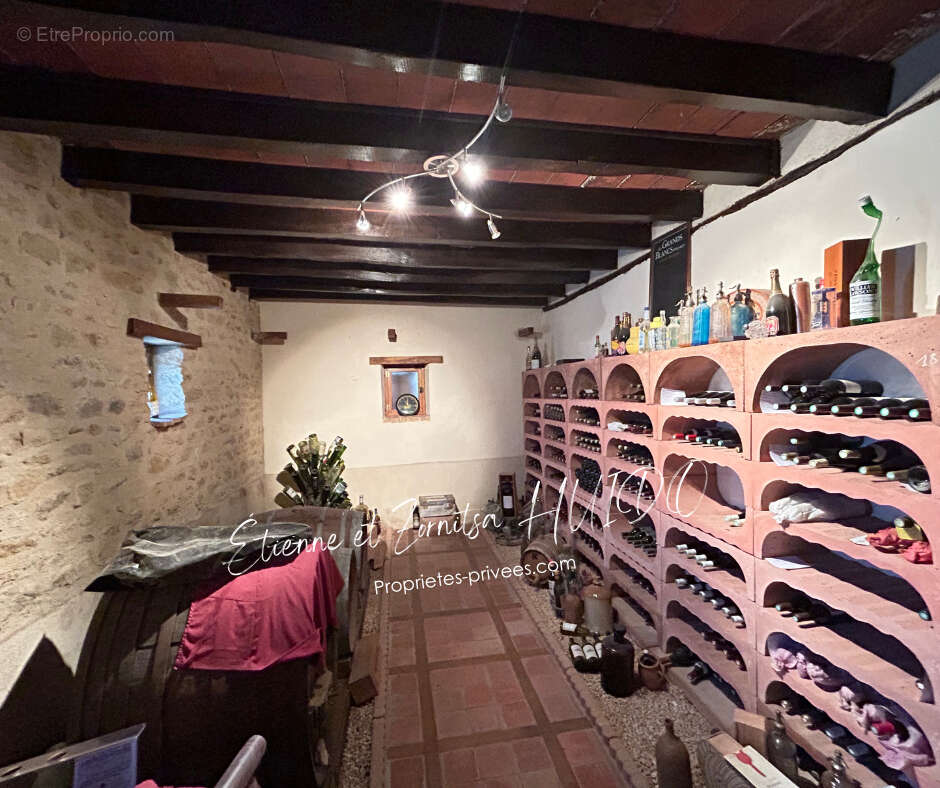 Maison à LA CHAPELLE-SAINT-LAURIAN