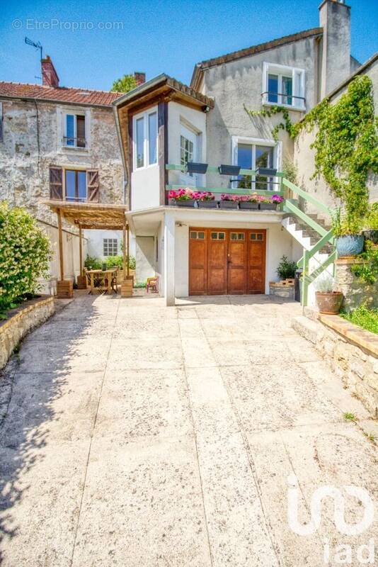 Photo 1 - Maison à SERAINCOURT