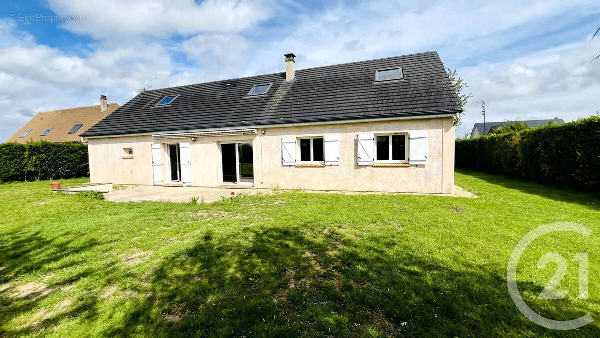 Maison à LE NEUBOURG