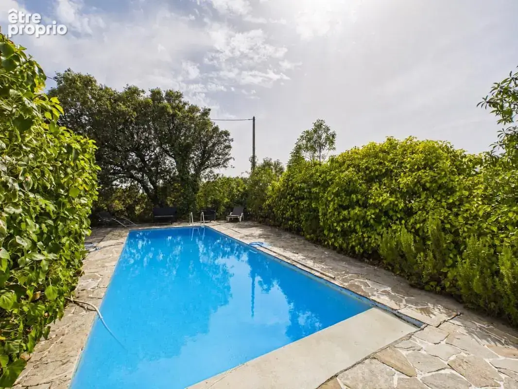 A vendre villa familiale de 176 m² avec piscine plaine de peri - photo 9