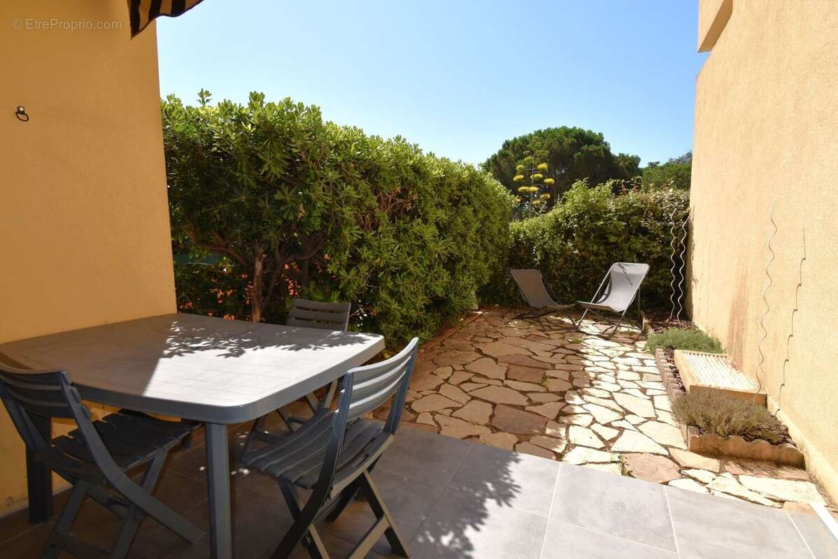 Appartement à SAINT-RAPHAEL