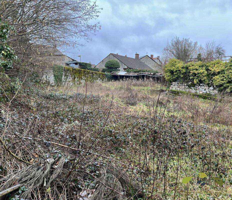 Maison à SAUVIAT-SUR-VIGE