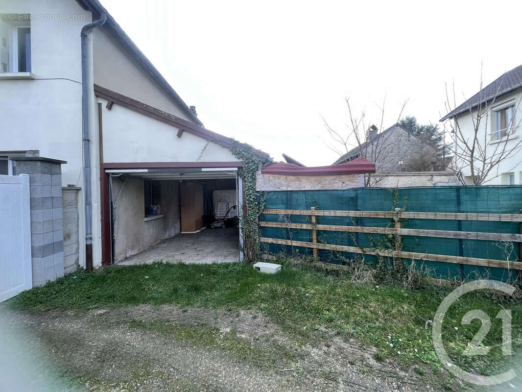 Maison à GASNY