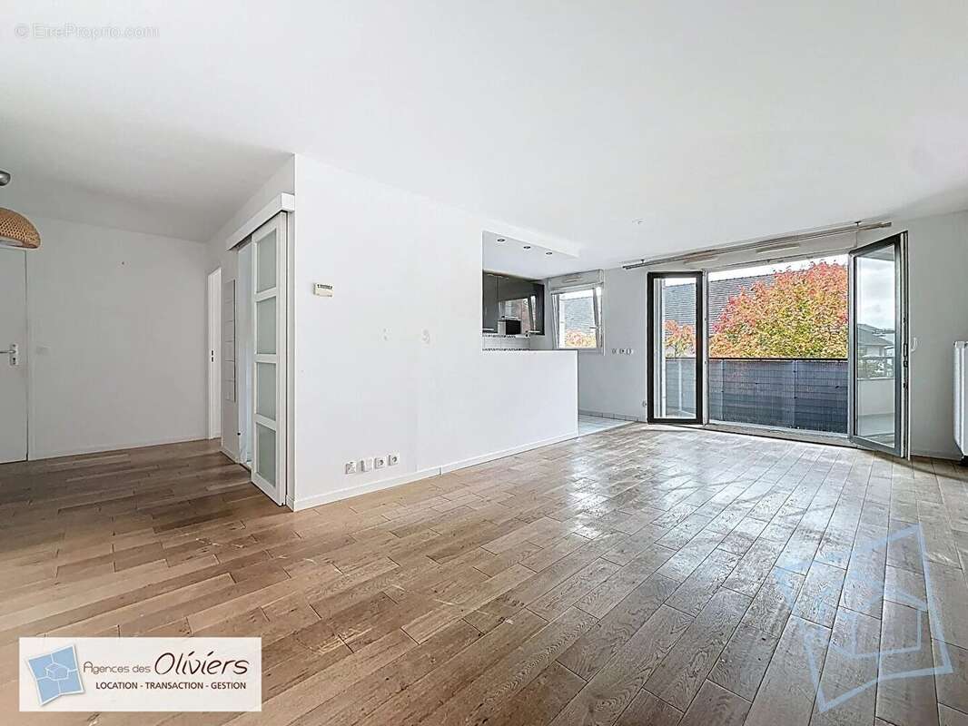 Appartement à MONTIGNY-LE-BRETONNEUX