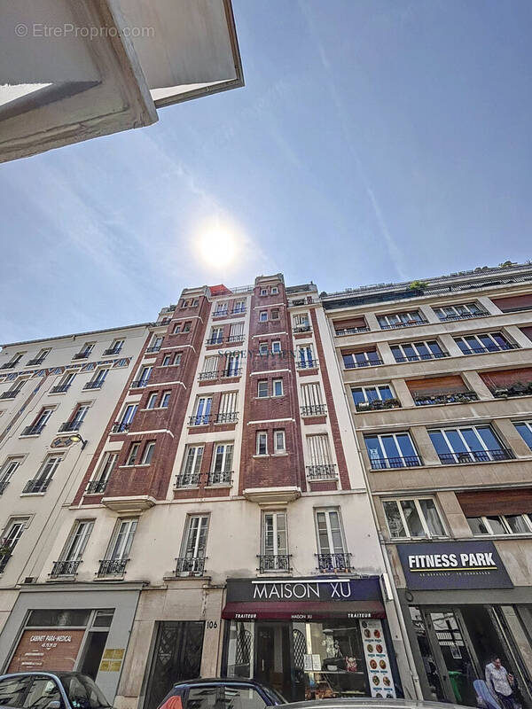 Appartement à PARIS-15E