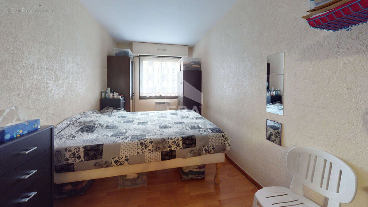 Appartement à PARIS-19E