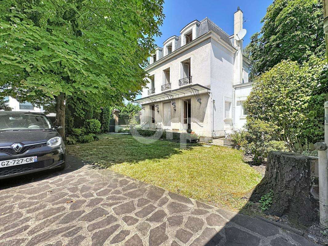 Maison à NOGENT-SUR-MARNE
