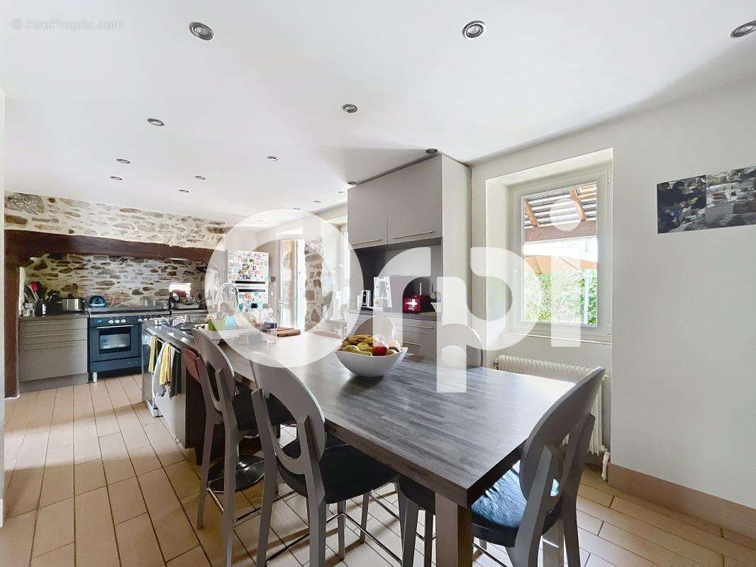 Maison à SAINT-MEXANT