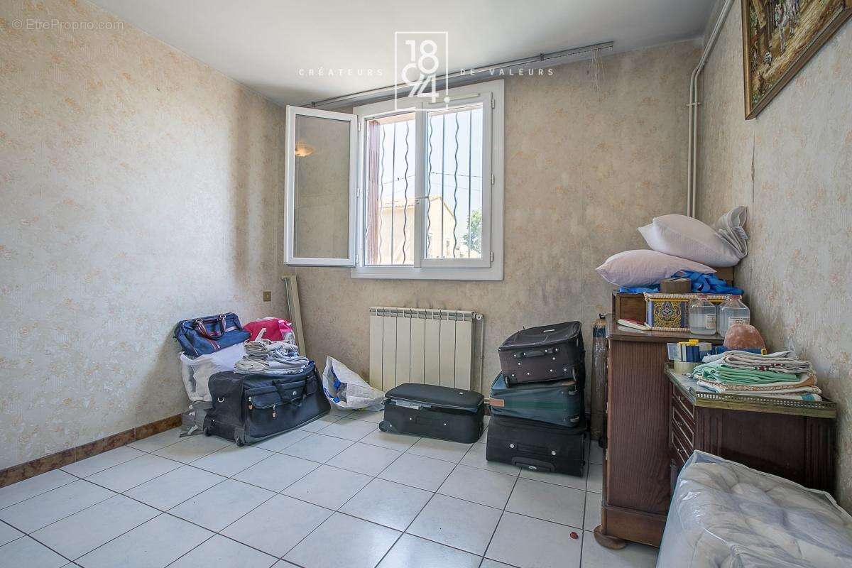 Appartement à MARSEILLE-14E