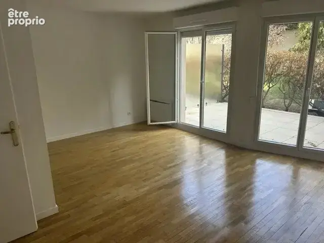 2 pièces 51 m² en RDJ avec terrasse et parking. - photo 3