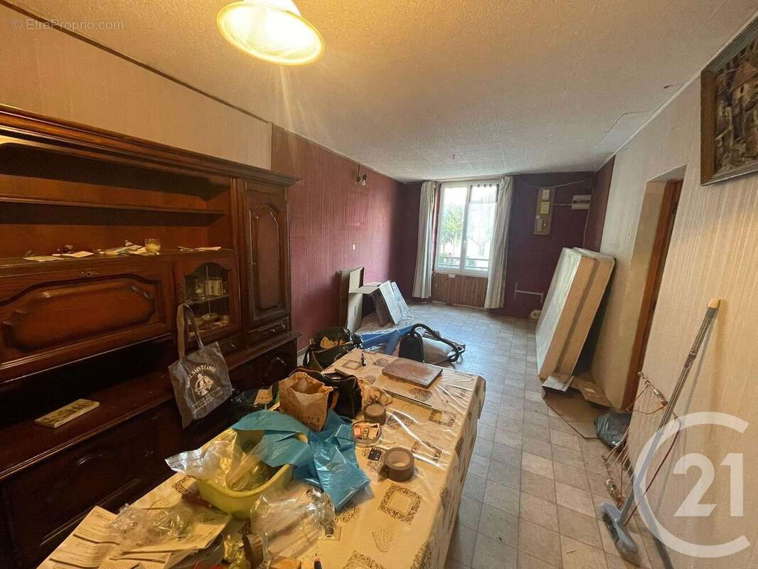 Autre à DAMMARTIN-EN-GOELE