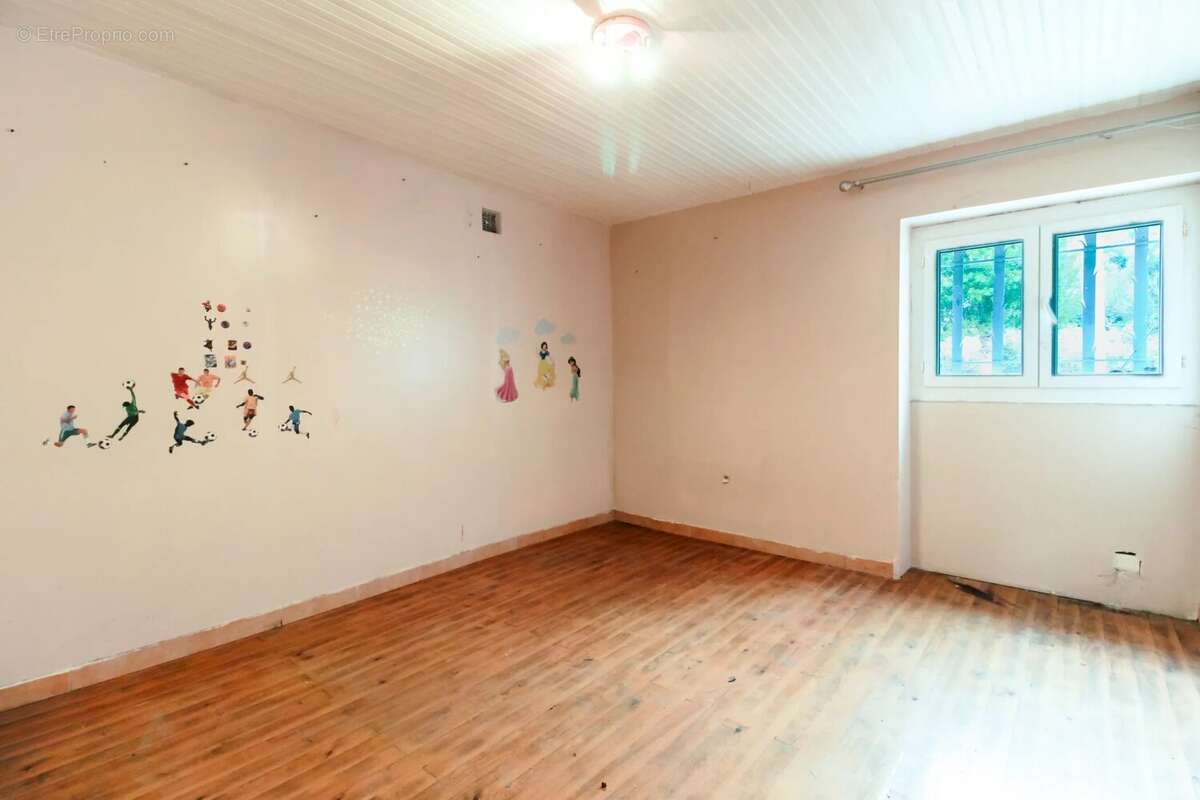 Maison à SAINT-MARTIN-DU-VAR