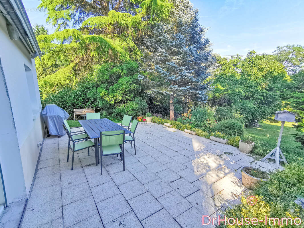 Maison à LA MEMBROLLE-SUR-CHOISILLE