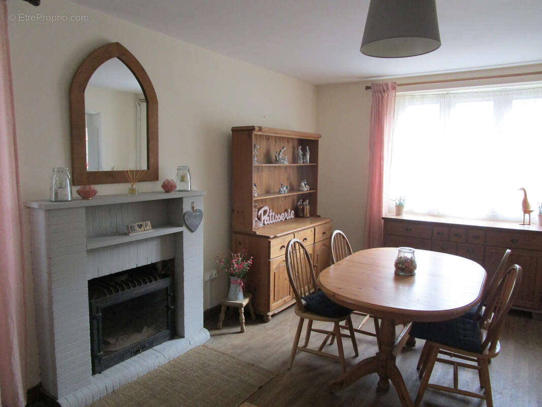 Maison à LE NEUFBOURG