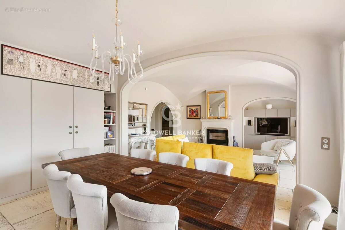 Maison à MOUGINS