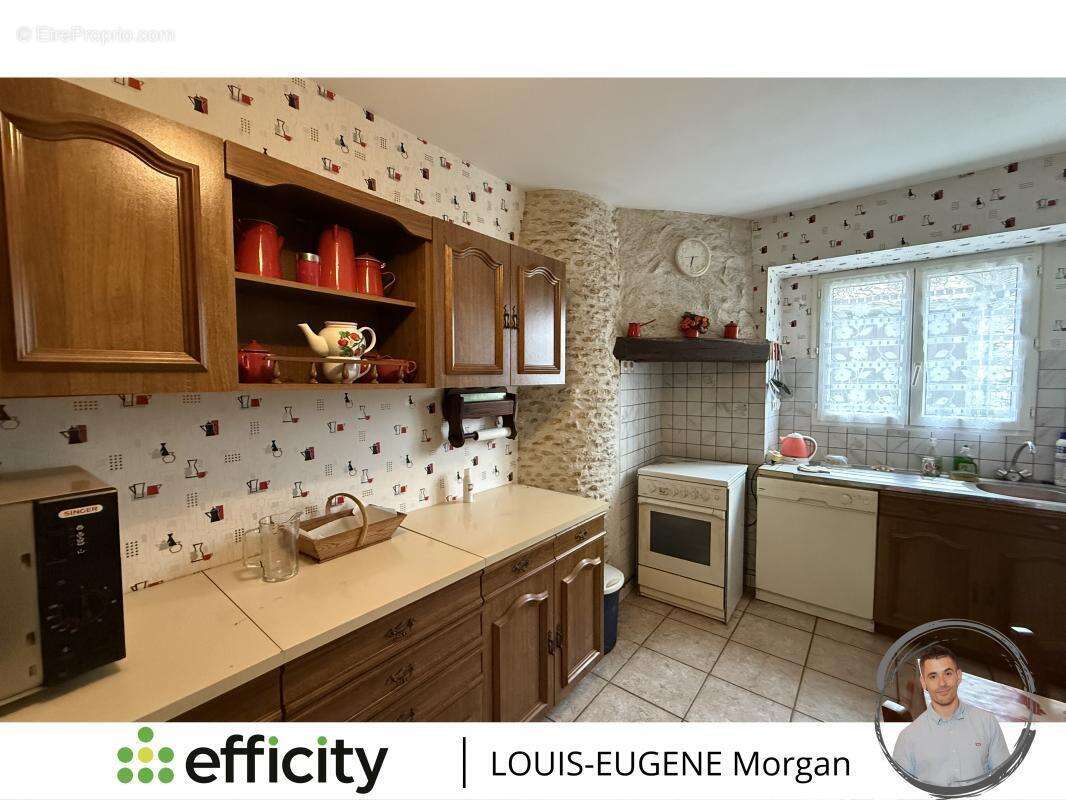 Maison à PLEUMARTIN