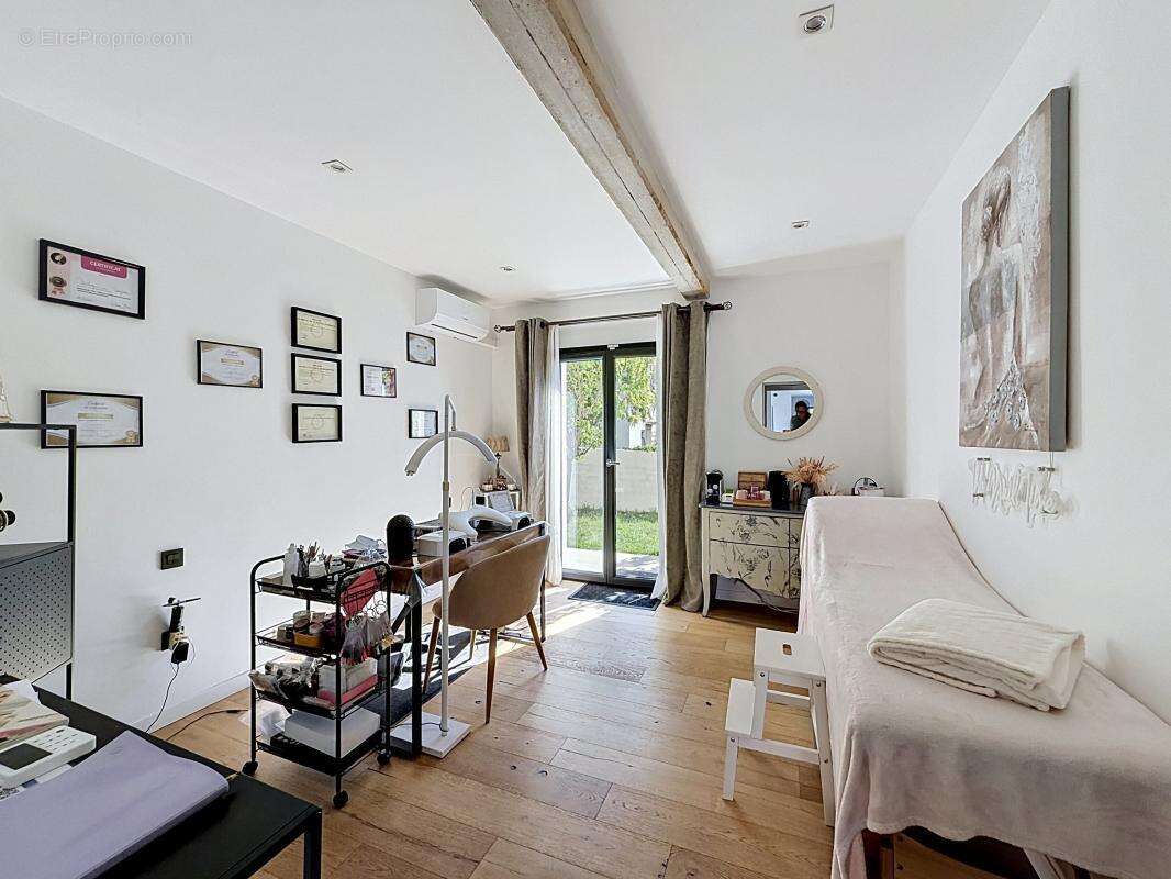 Maison à ROUSSILLON