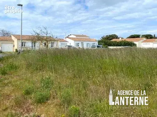 Terrain à SAINT-PIERRE-D'OLERON