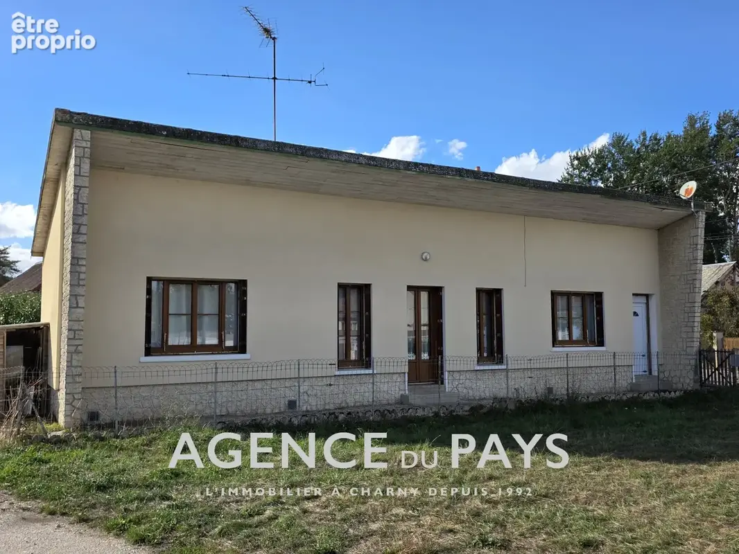 Photo Maison à Chambeugle au prix de 59 000€