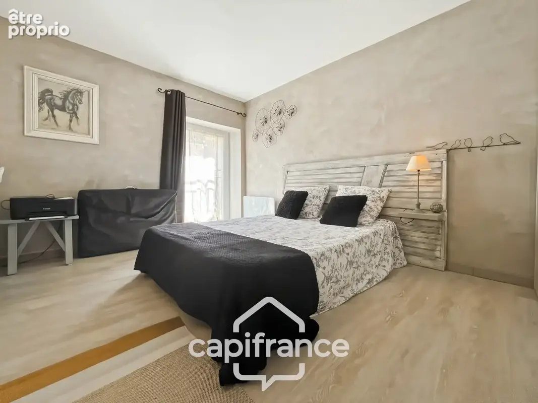 belle opportunité sur Alleins : maison de village de 102 m2 entièrement rénovée et climatisée, 2 niveaux avec 2 grandes chambres - photo 18