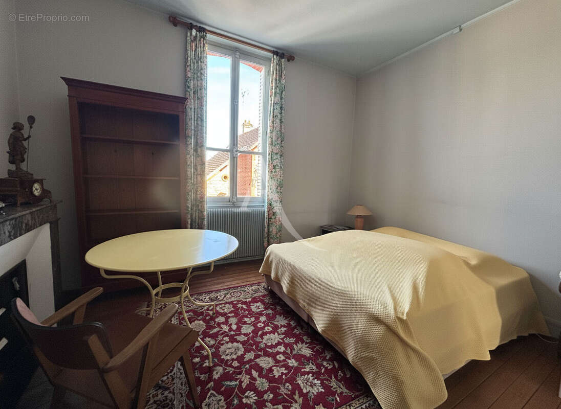 Maison à LAMOTTE-BEUVRON