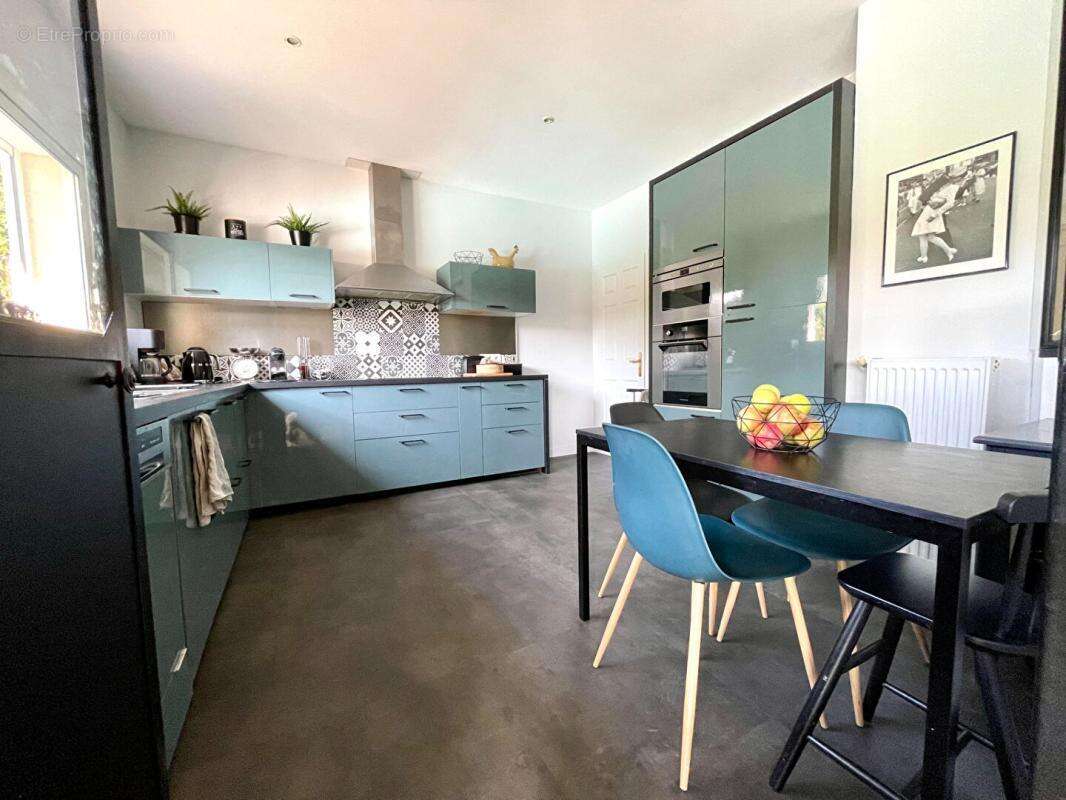 Maison à MARTIGNAS-SUR-JALLE