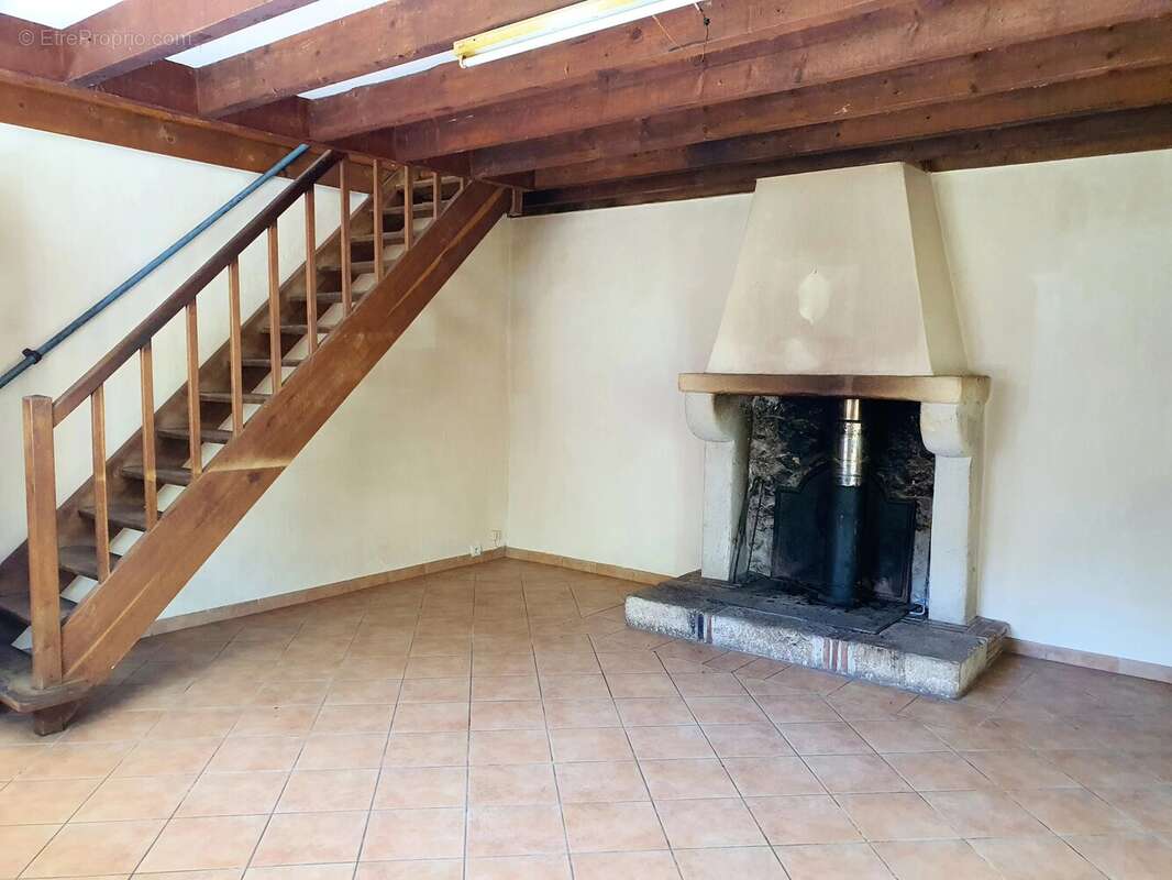 Maison à LOUBES-BERNAC