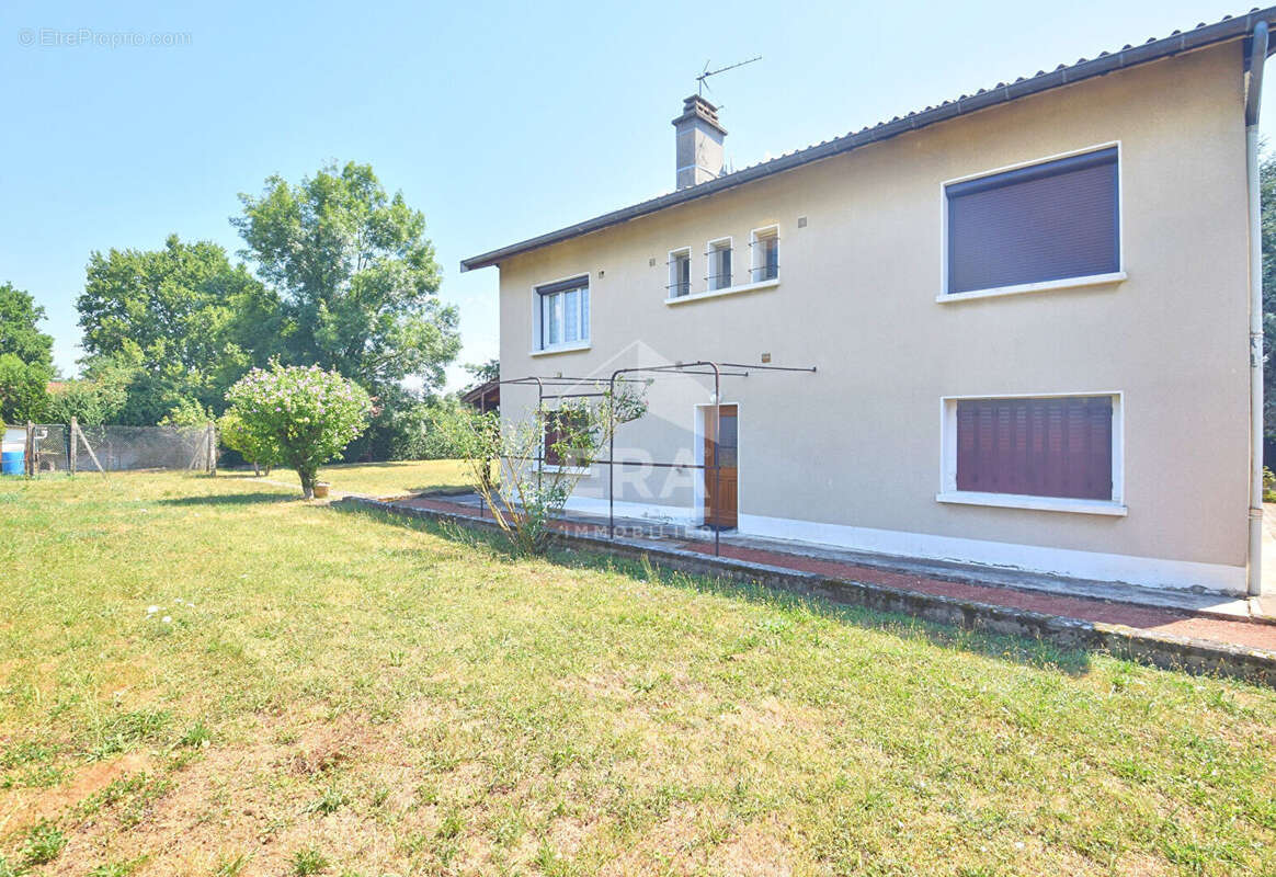 Maison 137m² à chazay-d'azergues - photo 2