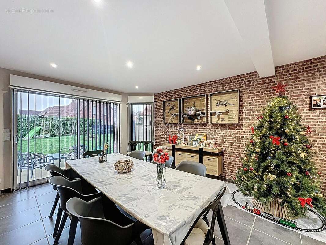 Photo 5 - Maison à VAUDRICOURT