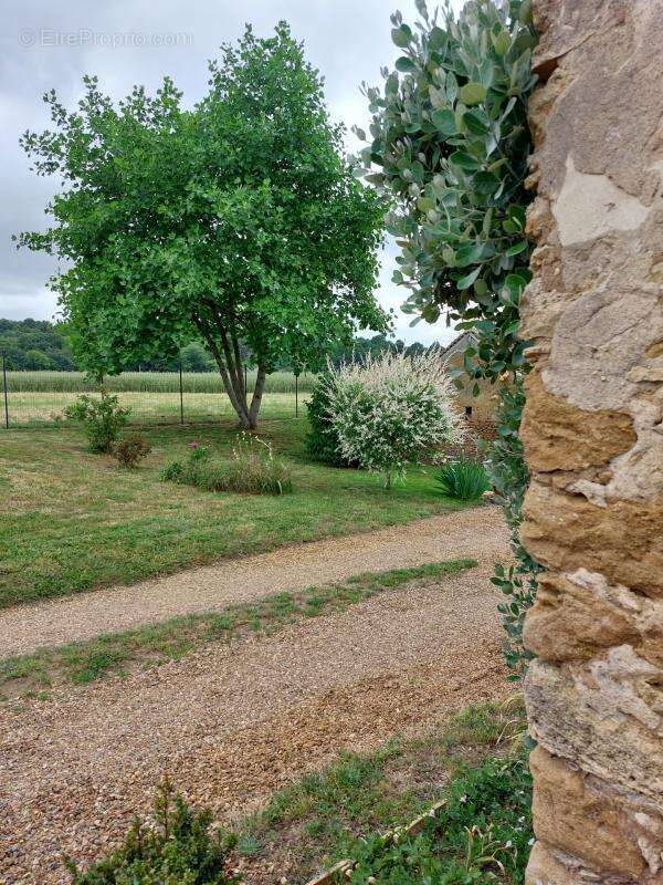 Maison à YVRE-L&#039;EVEQUE