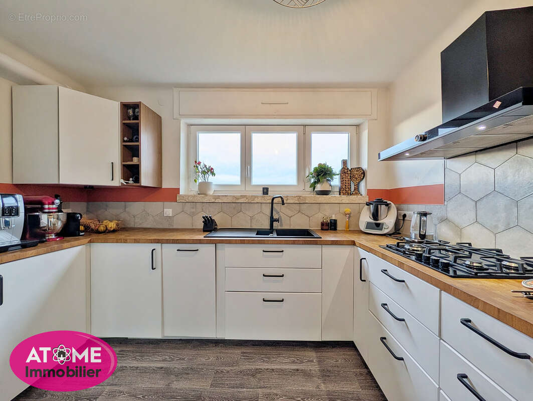Appartement à SAINTE-MARIE-AUX-CHENES