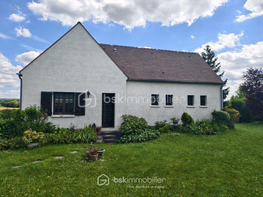 Maison à SAGY