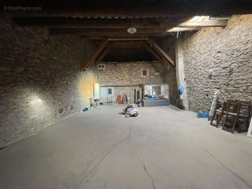 Maison à BIZE-MINERVOIS