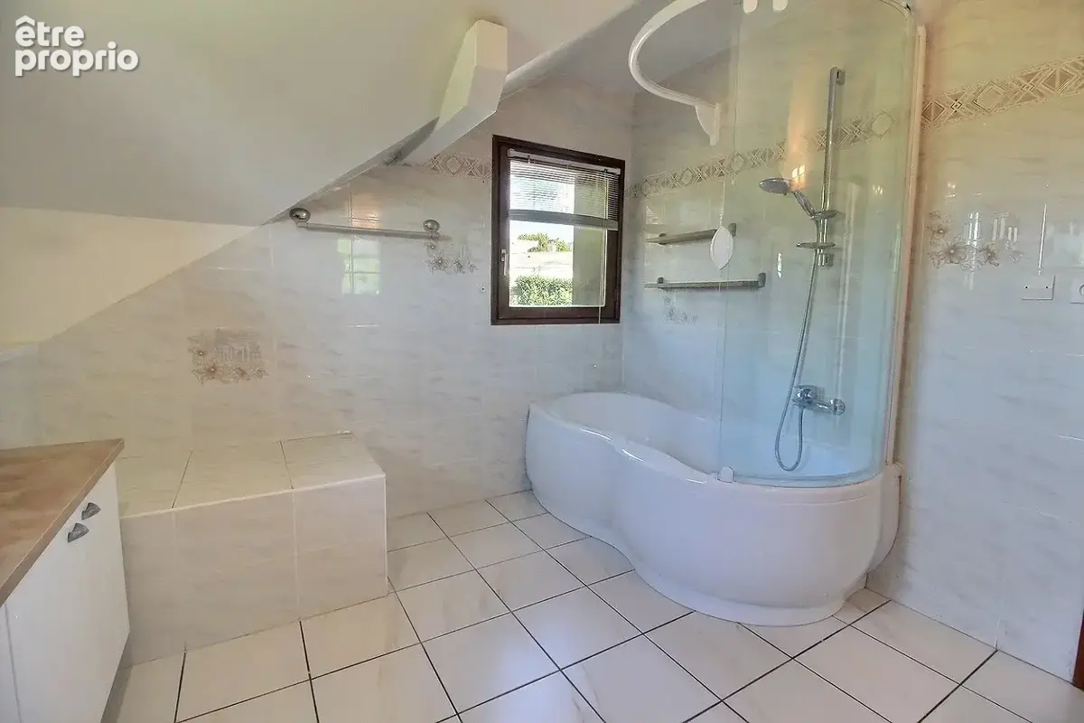 Maison 5 pièces 176 m² à vendre à Ballaison (74140) - photo 18