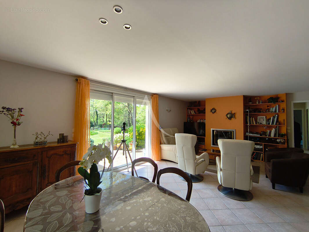 Maison à MAUCOR