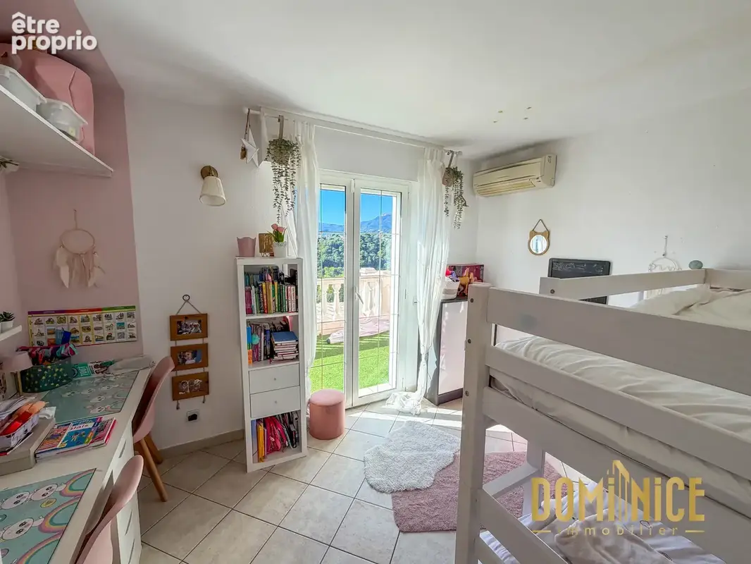 Cagnes-sur-Mer Les Collettes   Villa 233 m2, piscine à débordement, vue mer et espace bien-être - photo 18