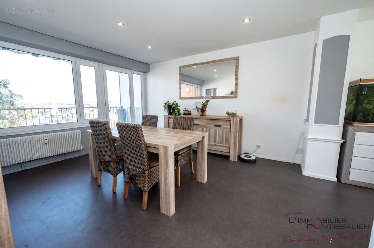 Appartement à PONTARLIER